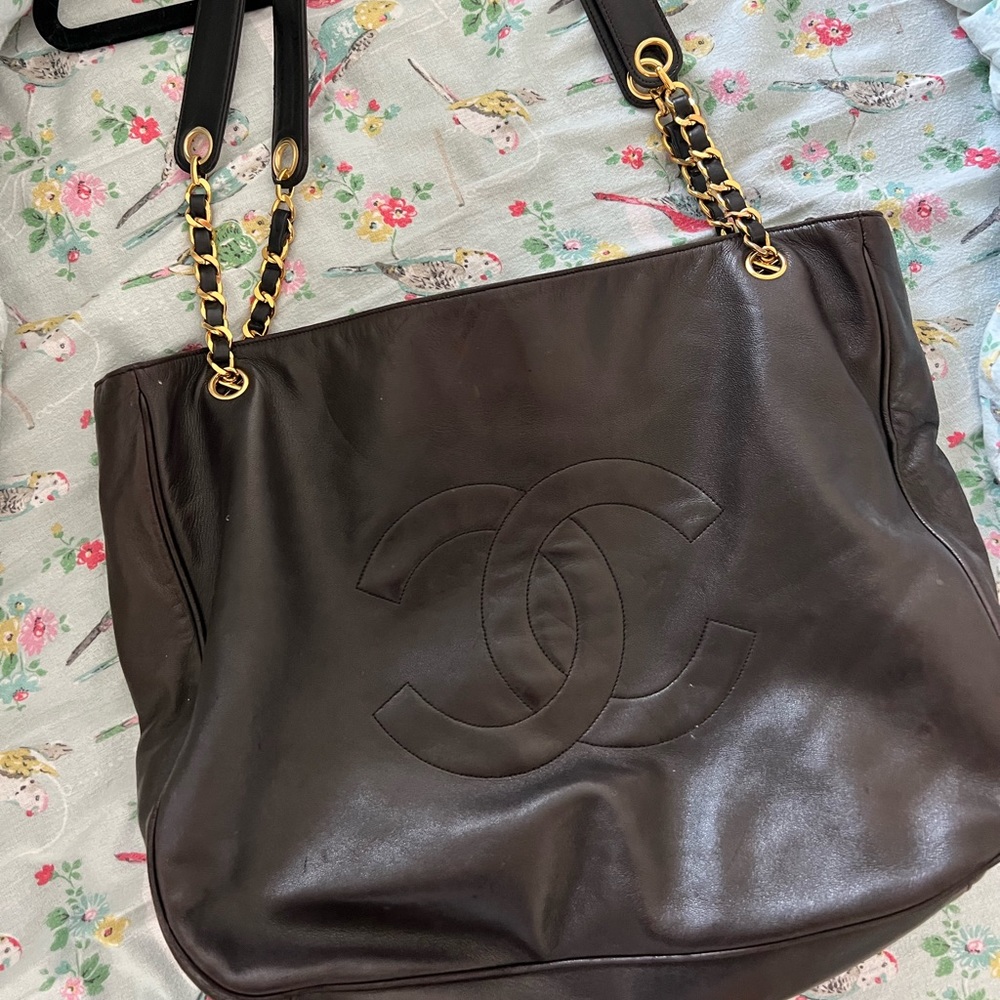 Chanel shoulder bag